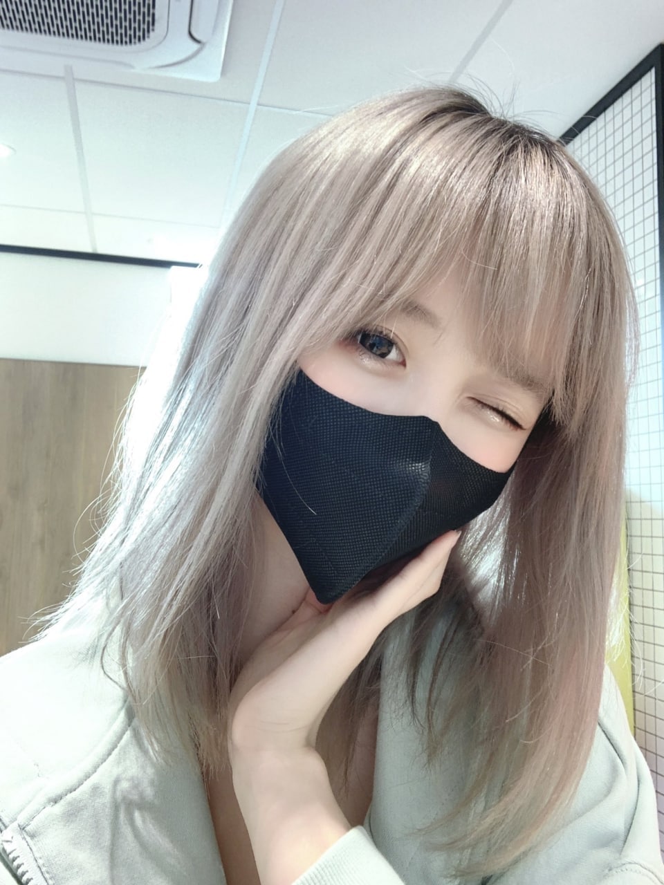 爱在午夜来临前亚洲僧侣