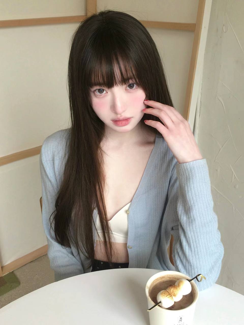 黑色丝袜美美女被躁翻了文章
