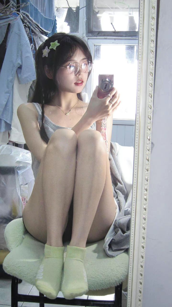 男女一边摸一边做爽爽的免费文字