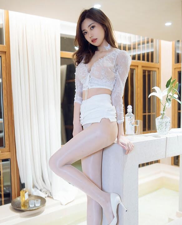 欧美黑人性暴力猛交喷水黑人巨大