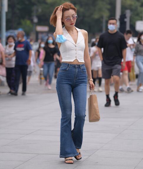 亚洲一区中文免费观看