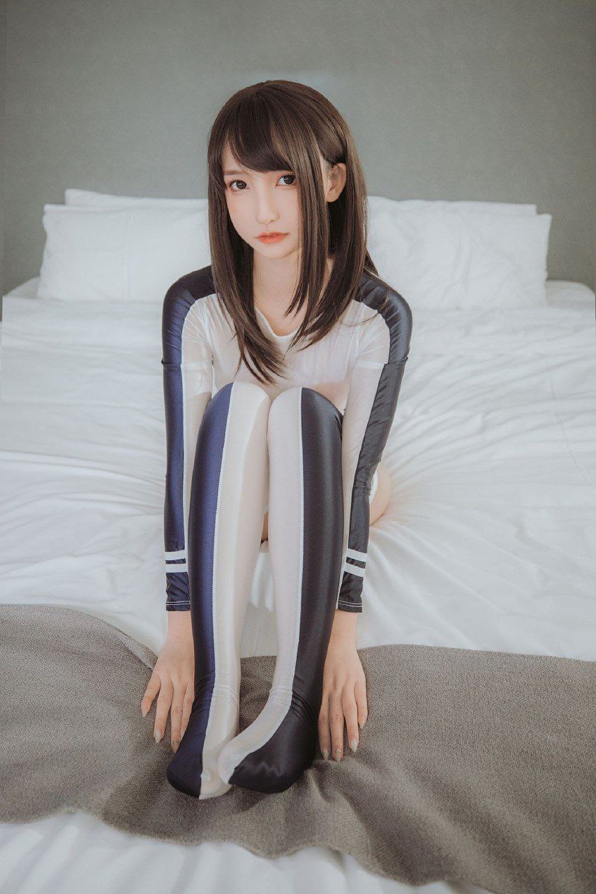 多人伦交性欧美