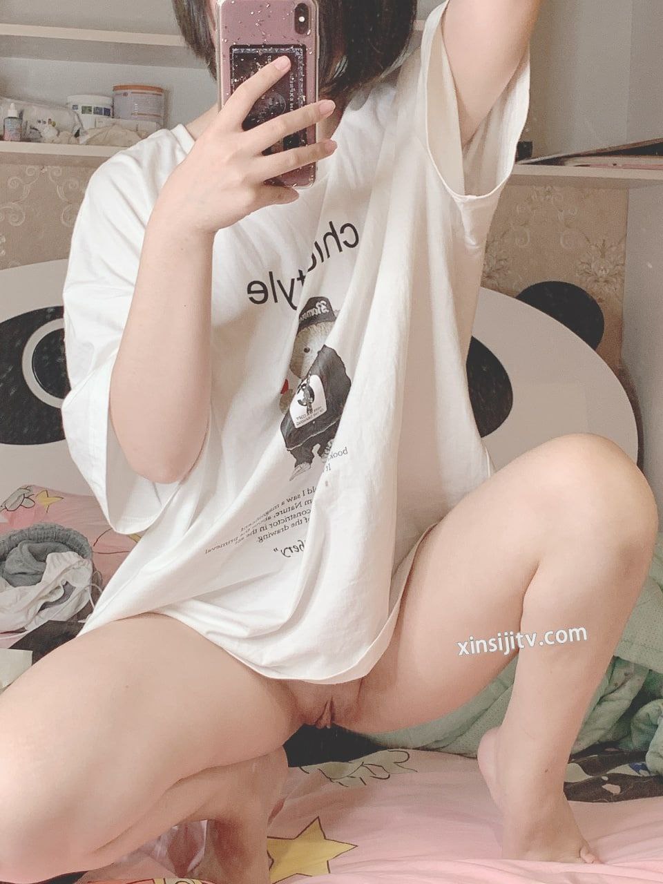 亚洲中出久久小说