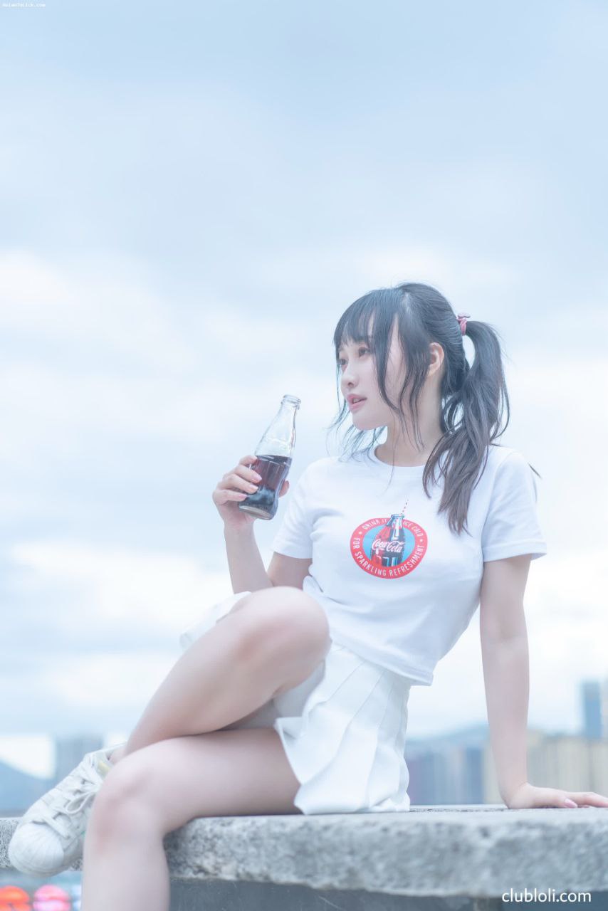 亚洲一级免费视频