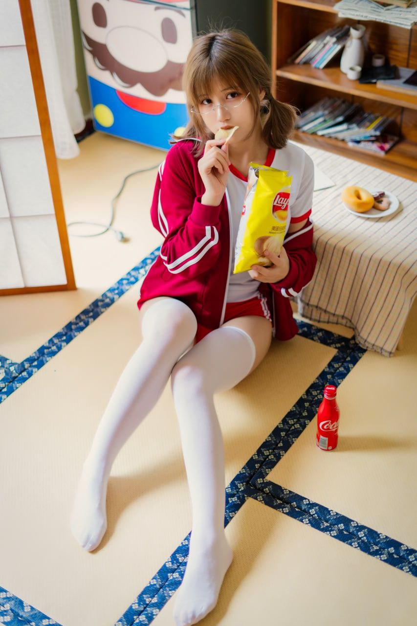 新婚夜被五个伴郎强h