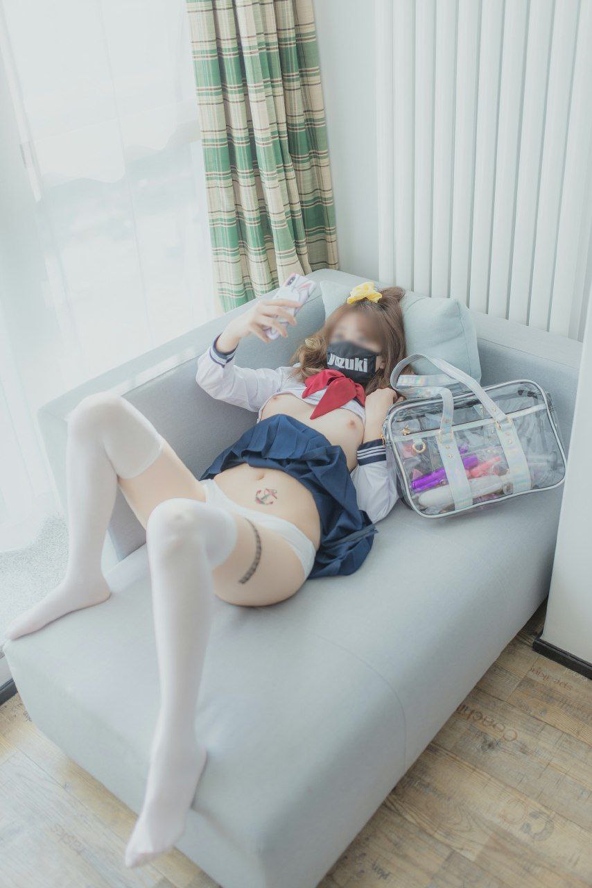 亚洲全黄久久