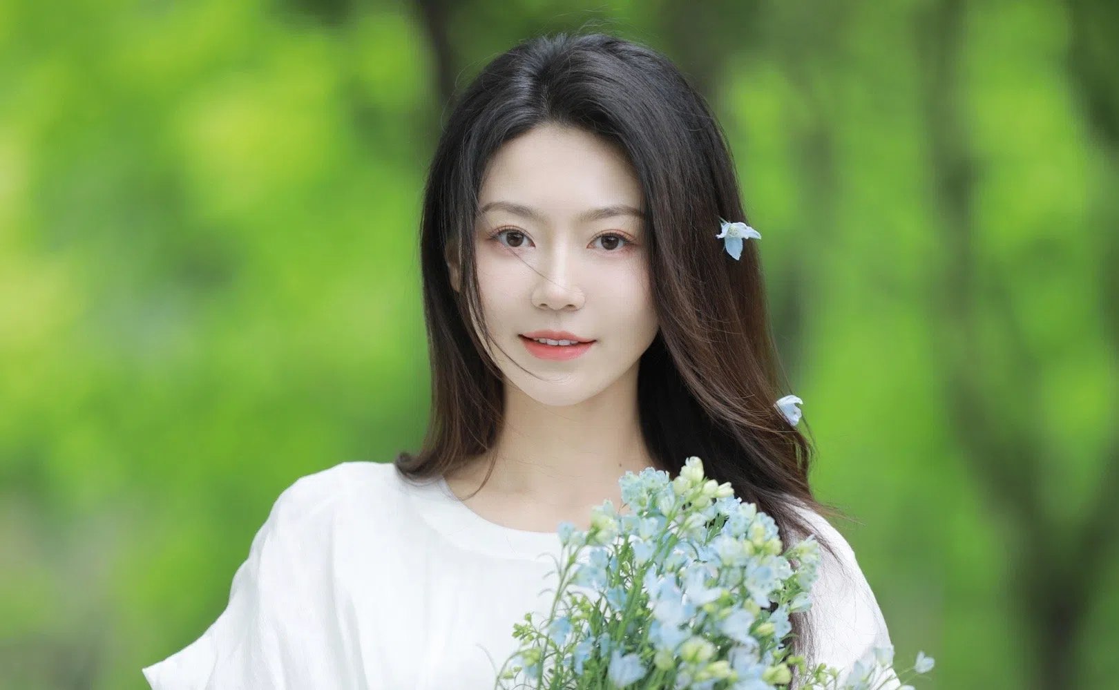 次嗯抱次嗯次嗯嗯抱是什么歌