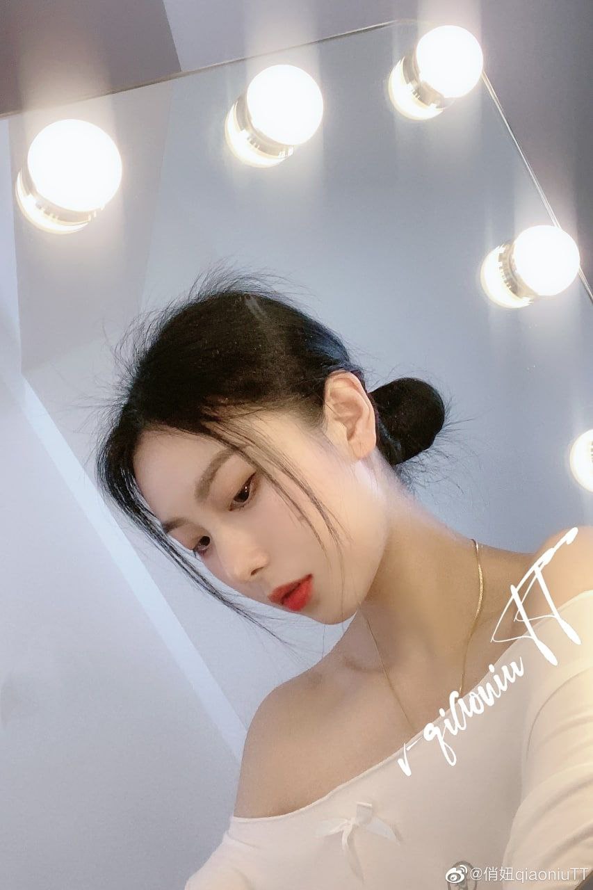 久久亚洲中文字幕不卡一二区