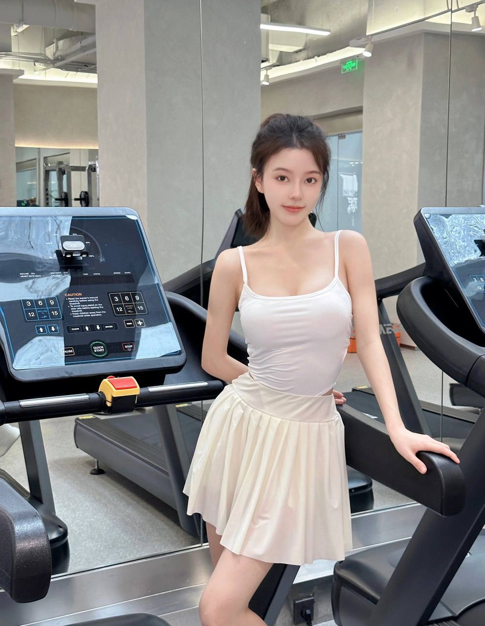 污黄啪啪网18以下勿进