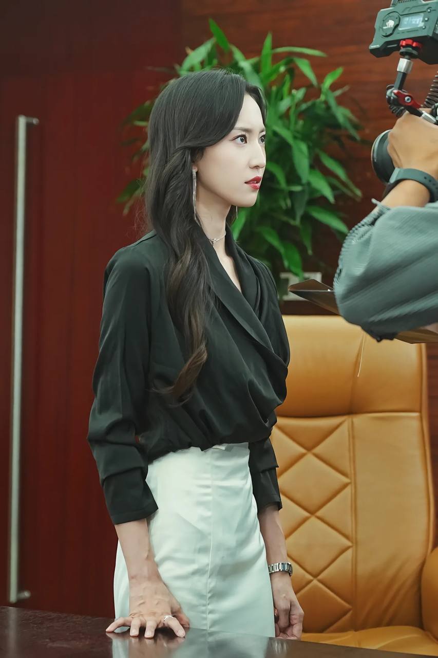 亚洲春黄在线观看